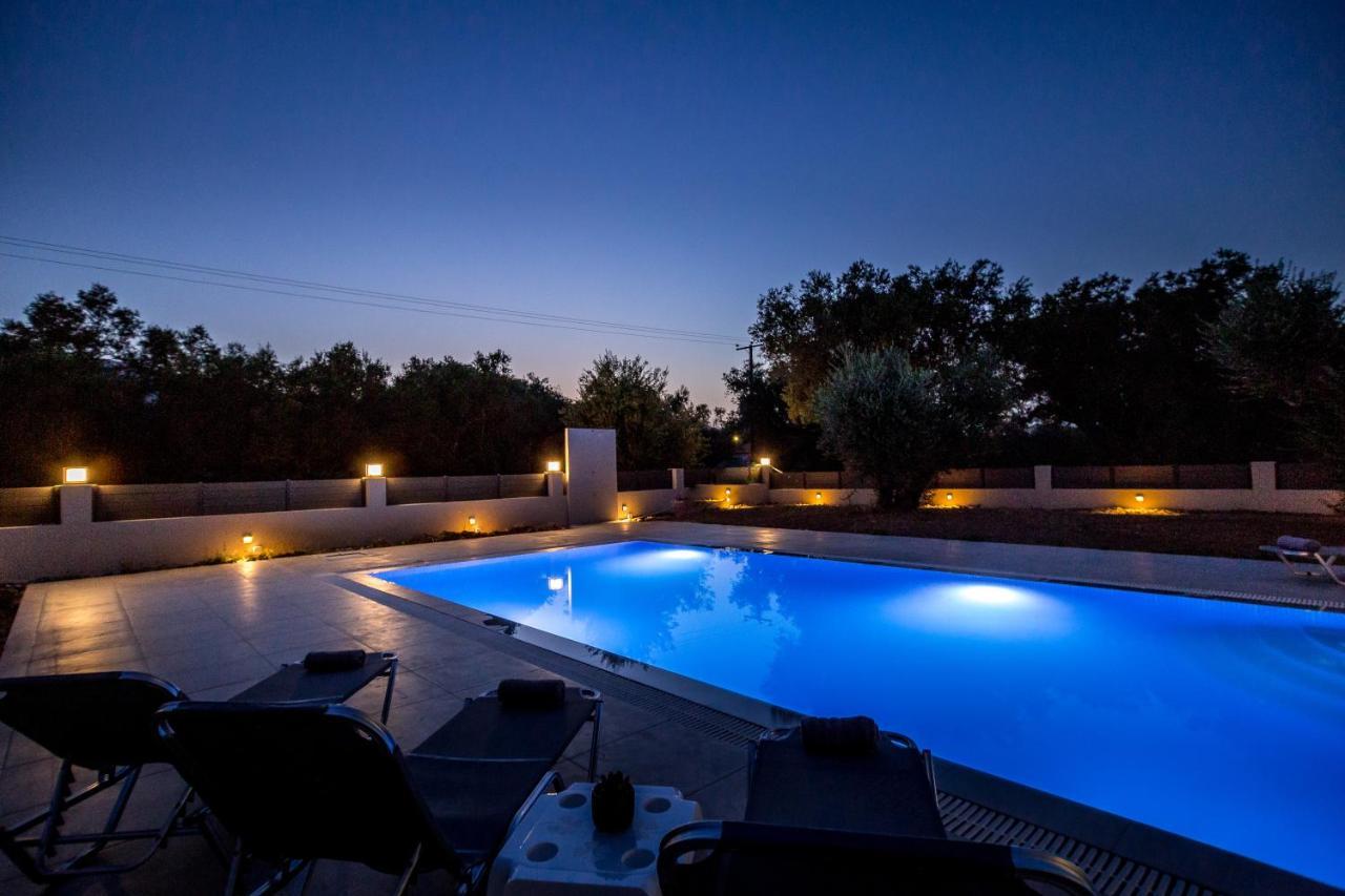 Villa Boviana With Private Swimming Pool Agios Sostis  Exterior photo
