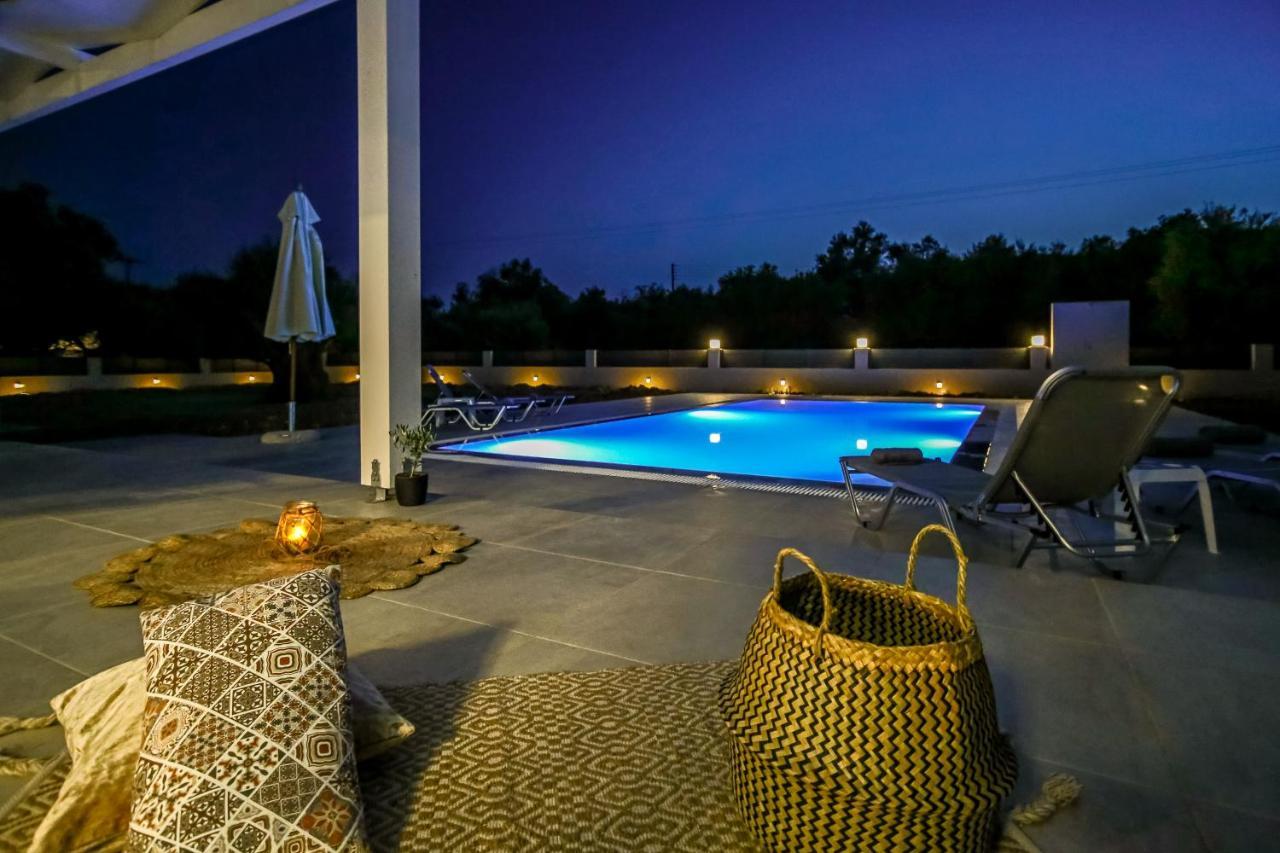 Villa Boviana With Private Swimming Pool Agios Sostis  Exterior photo